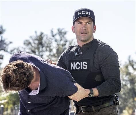 16 Moments From The Abyss Ncis New Orleans S1 E12 Ncis Ncis New
