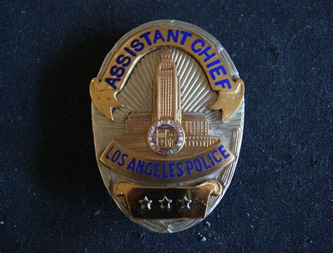 Los Angeles Police Scarce Police Badge Retired Assistant Chief Badge