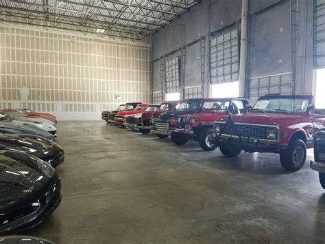 Gateway Classic Cars of Fort Lauderdale - 4020 NW 126th Ave #108, Coral