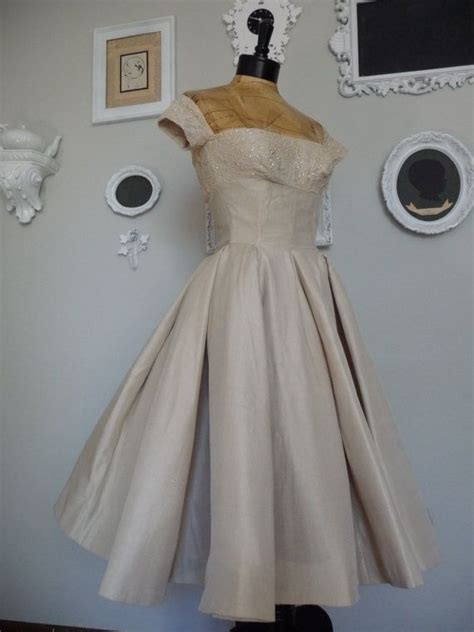 vintage 1940s ivory ball gown wedding dress on etsy 175 00 wedding gowns vintage ivory ball