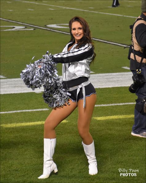 Oakland Raiderette Maddy Football S Fabulous Females Flickr