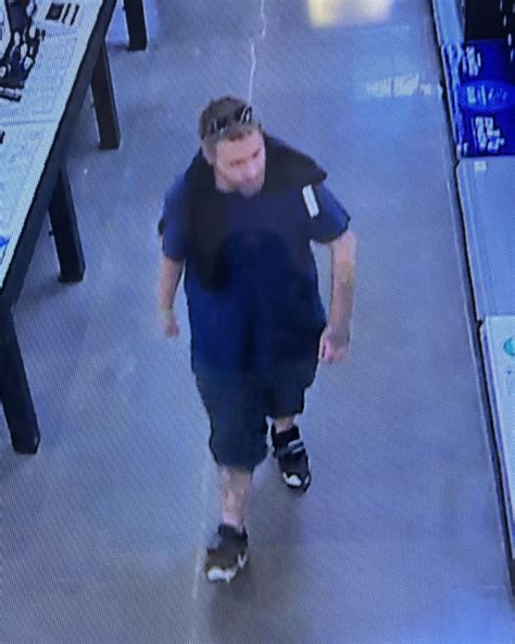 Lexington Police Suspect Wanted For Alleged Walmart Shoplifting Abc Columbia