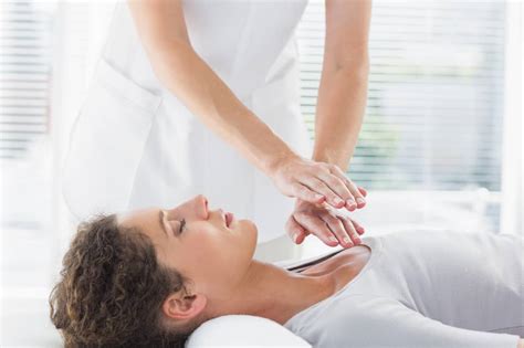 Reiki Massage Therapy Narayan Wellness
