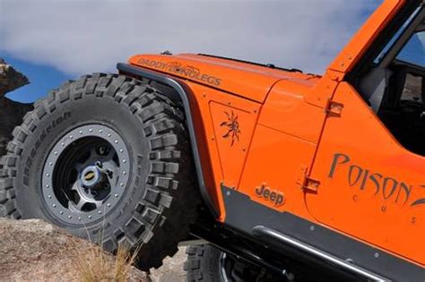 Poison Spyder Defender Xcs Provide Extreme Clearance For Huge Tires On