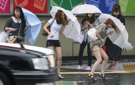Pin By Silky Windy On Umbrellas Windy Girl Japanese Women Hair In
