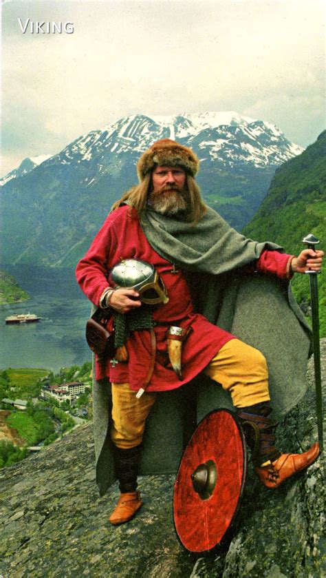 World Come To My Home 2918 Norway The Clothing And The Arms Of The