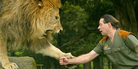 Claws Out Over Lion Man Craig Buschs New Park In South Africa Africa