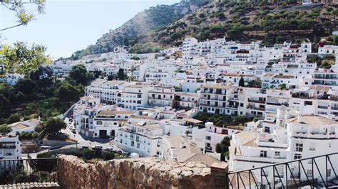 The Gorgeous Mountain Village Of Mijas In Pictures Visiting Spain