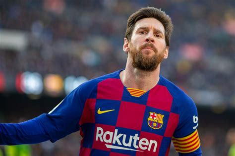 Lionel Messi Will Stay With Barcelona Rules Out Legal Battle With The