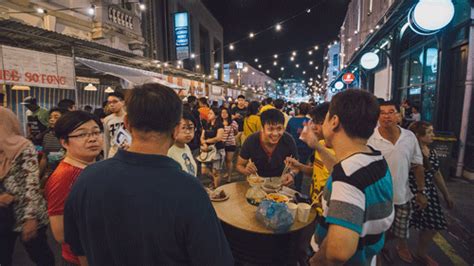 Penang food is such an important aspect of life in penang, that even mural artists pay homage to it (image credit: Penang International Food Festival 2018 | PIFF - Penang Foodie