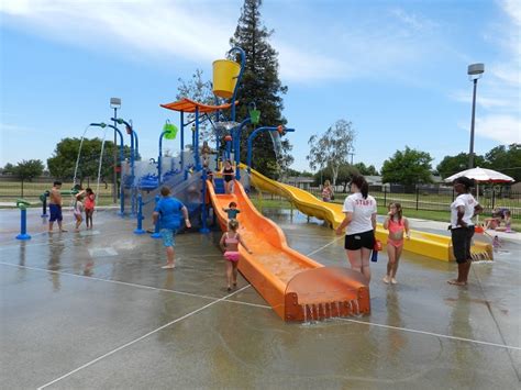 White Rock Neighborhood Splash Park With Water Slides Sacramento