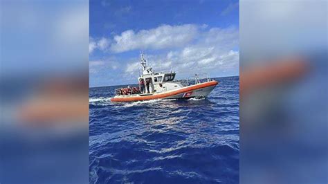 Us Coast Guard Rescues 34 Migrants From Waters Off Florida Coast After Vessel Sinks
