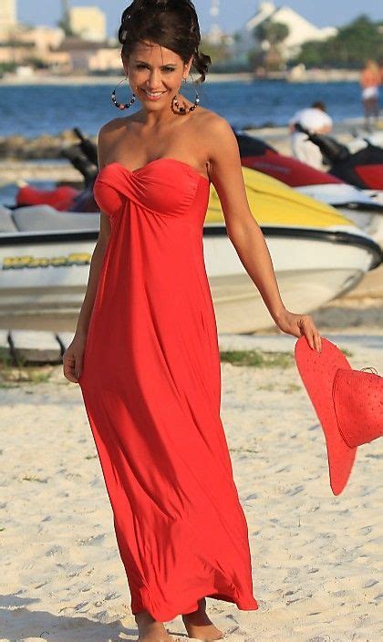 Siempre Guapa Con Norma Cano Red Beach Dresses Getaway Dress Fashion