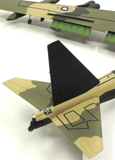 Monogram 172 B 52d Stratofortress In The Museum Finescale Modeler