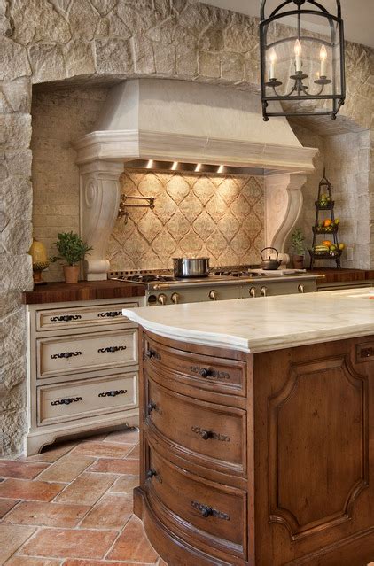 Discover the character and artistry of tuscan kitchen design with pictures of tuscany style decor, backsplash ideas, islands, accessories, cabinets, and more. Simplifying Remodeling: Top 6 Hardware Styles for Raised ...