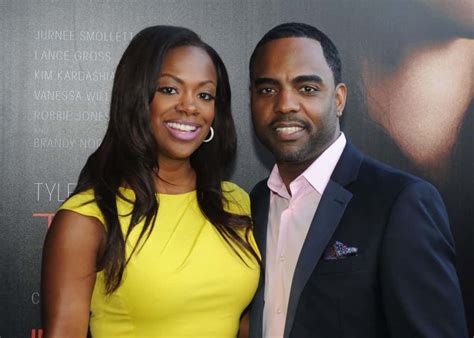 Money Moves Kandi Burruss Lands Spinoff For Old Lady Gang Wbls