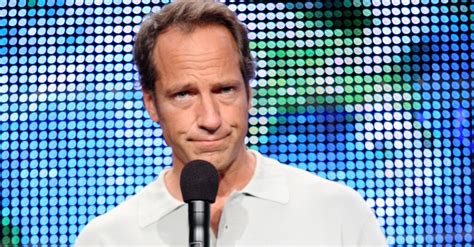 Mike Rowe Gave His Two Cents On The Nfls National Anthem Protests Rare