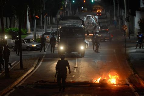 Brasil Bate Recorde E Tem Quase Mil Mortes Violentas Em Pa S Jornal Nh
