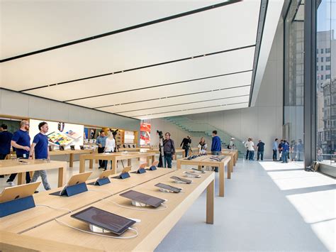 apple s new sf store showcases jony ive s design vision wired