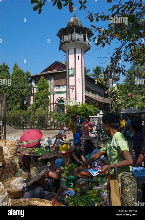 Myanmar Rakhine State Thandwe Old Fotos Und Bildmaterial In Hoher