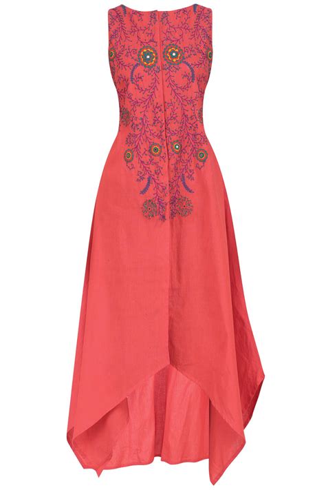 Red floral embroidered asymmetrical tunic available only at Pernia's Pop Up Shop. | Asymmetrical ...