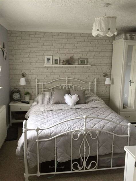 White Brick Bedroom Pleasing Lentine Marine