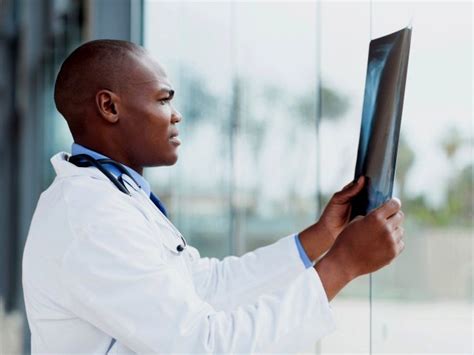 At Least 12 Nigerian Doctors Employed In The Uk Every Week Report