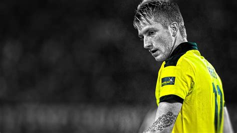 Dortmund Marco Reus Soccer Hd Wallpaper Wallpaperbetter