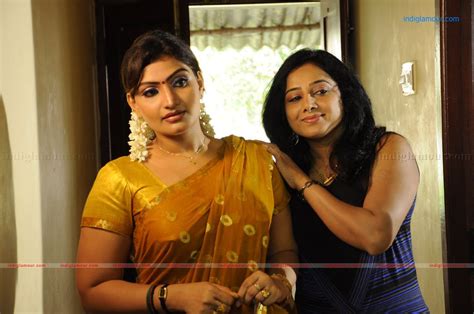 Bommai Naigal Tamil Movie Photos Stills Photo 193416