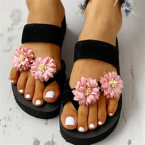 flower embellished toe ring casual sandals in 2020 casual rings toe rings toe ring designs