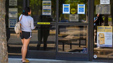 Ca Dmv Closes For Real Id Training Today Customers Turned Away
