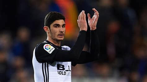 Valencia Sign Goncalo Guedes From Paris Saint Germain On Deal Until