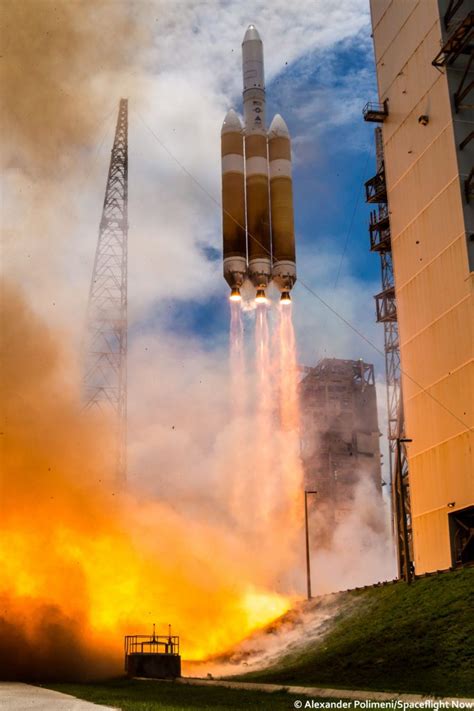 Photos More Shots Of Saturdays Delta 4 Heavy Rocket Launch