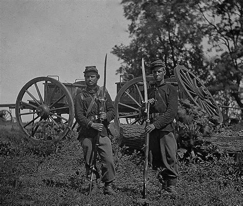 156 Years Later Rare Eerie Photos Show Life During The Civil War