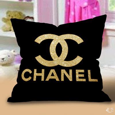 Raccolte di marilena • ultimo aggiornamento: Cuscini Chanel