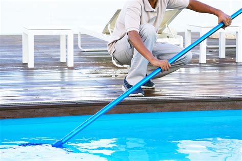 5 Advantages Of Hiring A Professional Pool Cleaning Service Mokupuni
