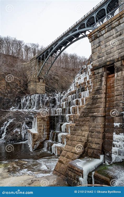 New Croton Dam During Winter Croton On Hudson Croton Gorge Park Ny