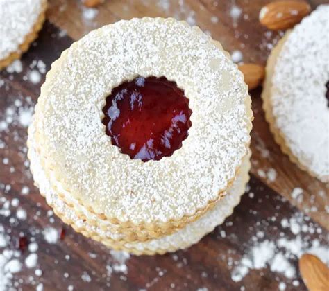 Raspberry Linzer Cookies Recipe DebbieNet Com