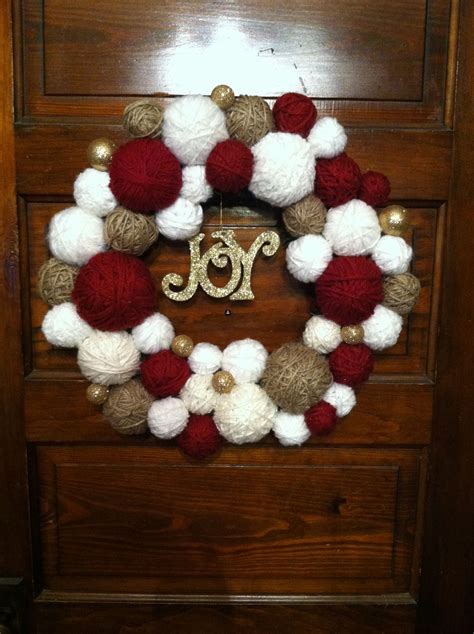 Yarn Ball Wreath I Finally Finished Christmas Wreaths Diy Christmas