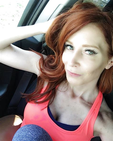 Gorgeous Redhead Milf Babe Lisa Marie