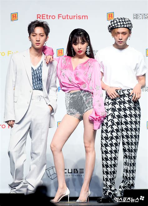 It is the first time that the two people show. Hyuna's Skinship With Hui And E'Dawn Is Causing Discomfort ...