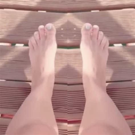 Isabelle Fuhrmans Feet