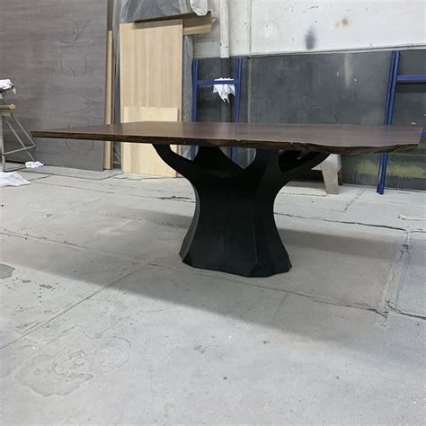 These metal legs are usually versatile and can support a variety of tables including the coffee tables, end tables, bedside tables among others. Metal Table Legs (set of 2) Modern industrial dining table, epoxy river desk base, processing ...