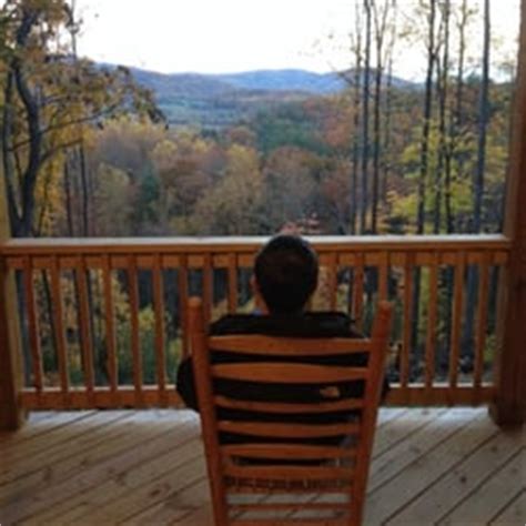 The main two things that contribute to lydia mountain's awesomeness is. Lydia Mountain Lodge & Log Cabins - 34 Photos - Hotels ...
