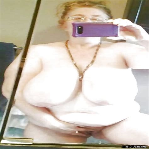 Selfie Granny With Huge Tits Fingering Pussy Sjandra