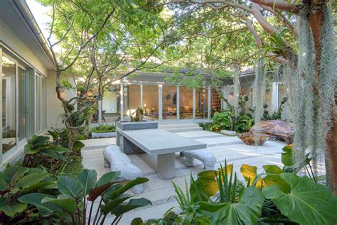 51 Captivating Courtyard Designs That Make Us Go Wow ...