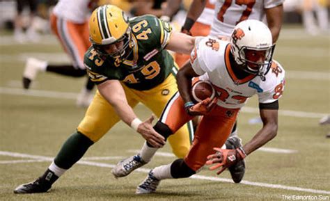Switching Teams Eskimos Linebacker Mike Cornell Is Now Practicing As