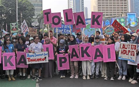 Upaya Bersama Kampanyekan Pengurangan Sampah Plastik Mongabay Co Id