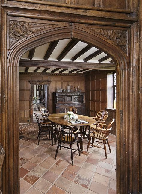 Picture Perfect Moated Manor House In Suffolk Is Up For Sale Tudor Decor Manor House Tudor House