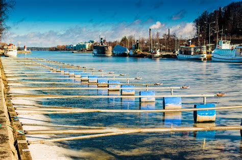 Pier On A Frozen Lake Stock Image Image Of Tampere Nature 52726403